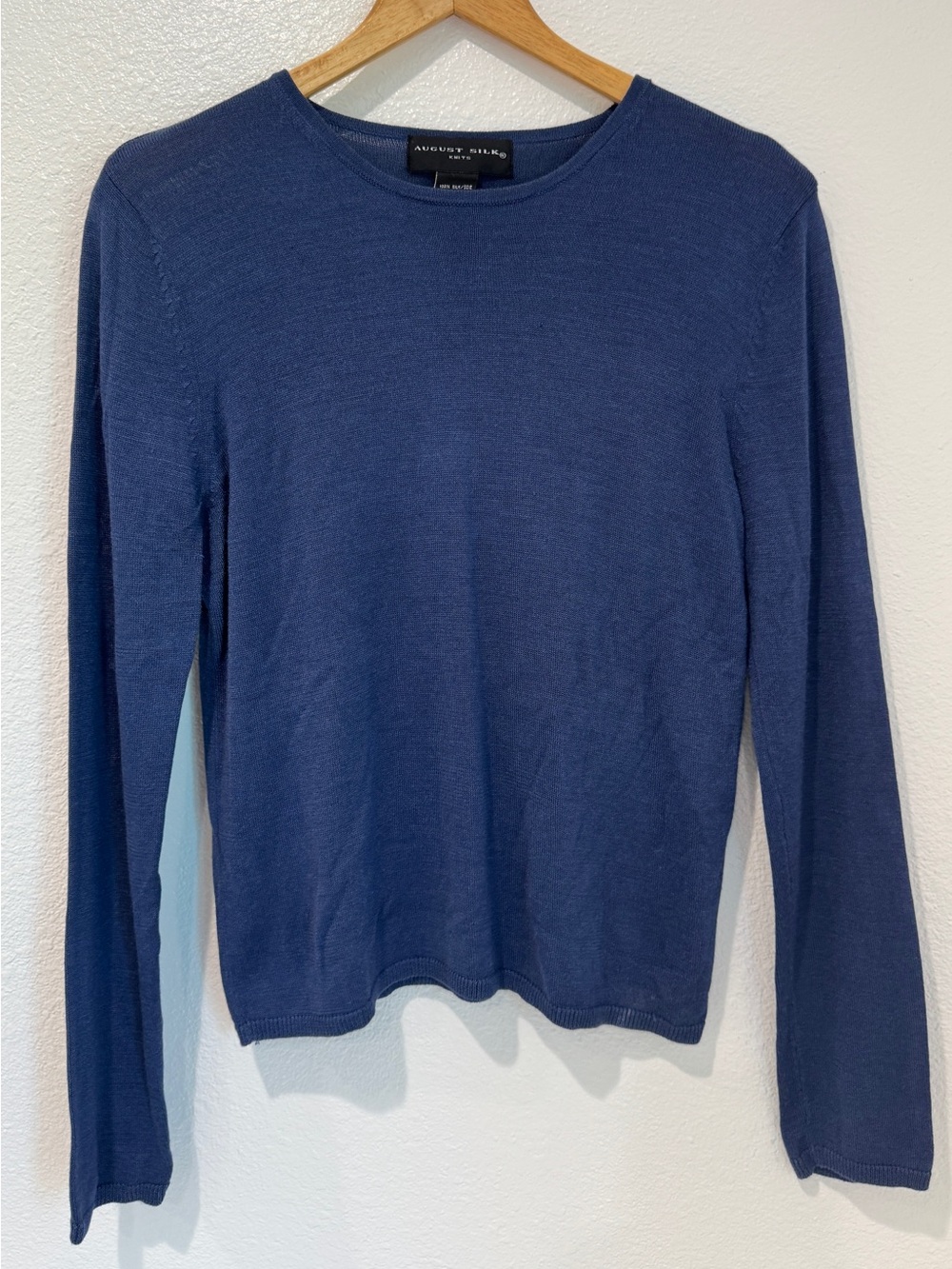 August Silk 100% Silk Quiet Luxury Blue Crewneck Lightweight Knit Sweater M